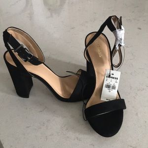 Black strappy express heels